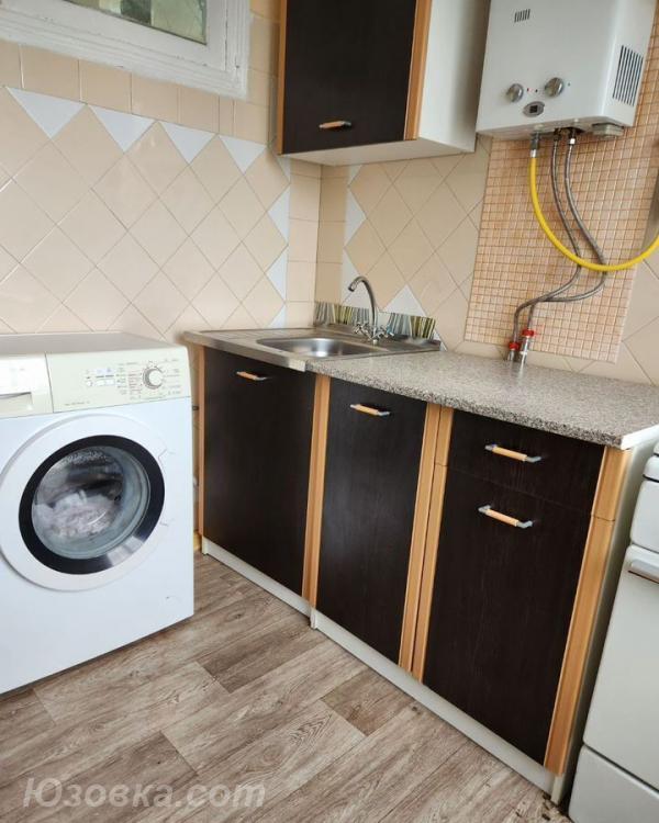 1-комн. квартира, 38м², с мебелью, 2/9 эт., ДОНЕЦК