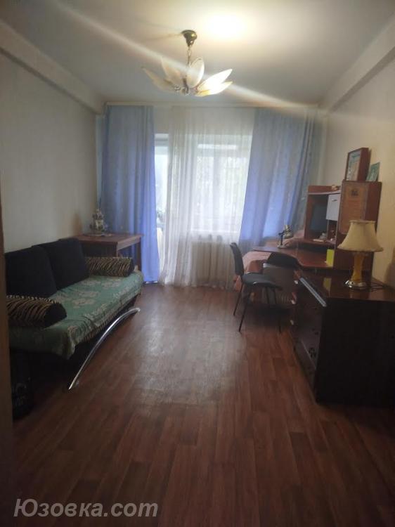 2-комн. квартира, 46 м², вторичка, 2/5 эт., ДОНЕЦК