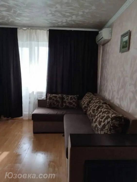 2-комн. квартира, 39м², с мебелью, 2/5 эт., ДОНЕЦК