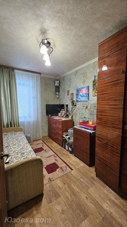 3-комн. квартира, 50 м², вторичка, 3/5 эт., ДОНЕЦК