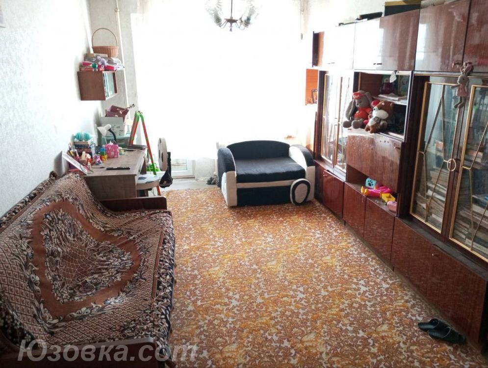 3-комн. квартира, 65 м², вторичка, 8/9 эт., ДОНЕЦК