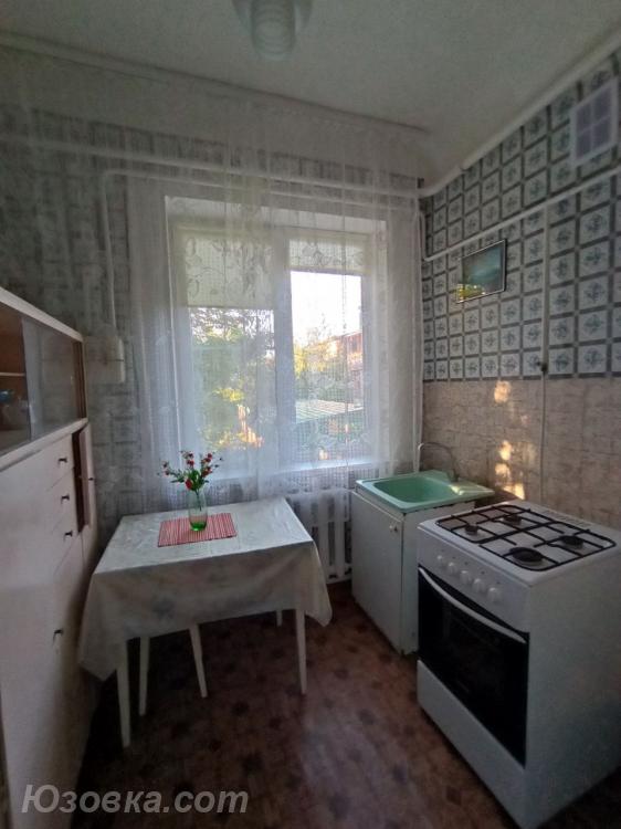 2-комн. квартира, 50 м², вторичка, 2/2 эт., ДОНЕЦК