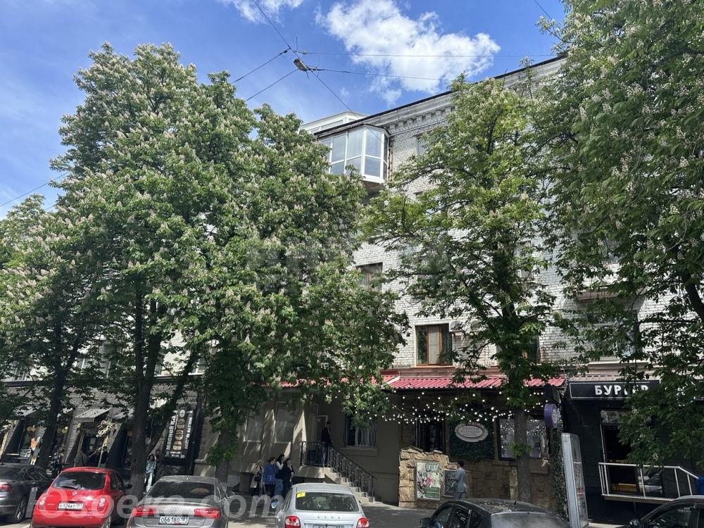 4-комн. квартира, 326 м², вторичка, 5/5 эт., ЛУГАНСК