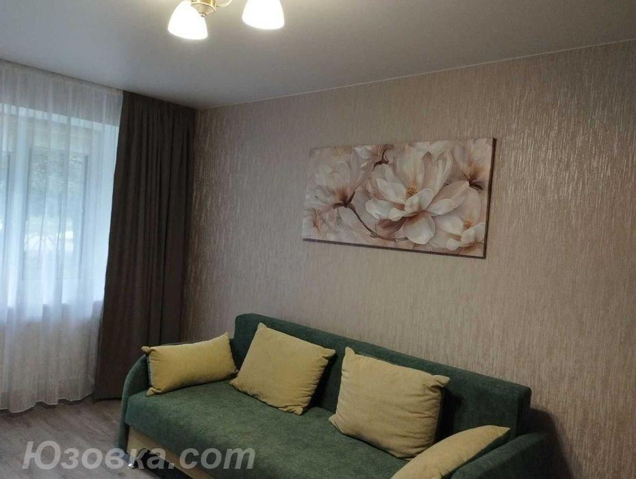 2-комн. квартира, 54м², с мебелью, 2/9 эт., ДОНЕЦК
