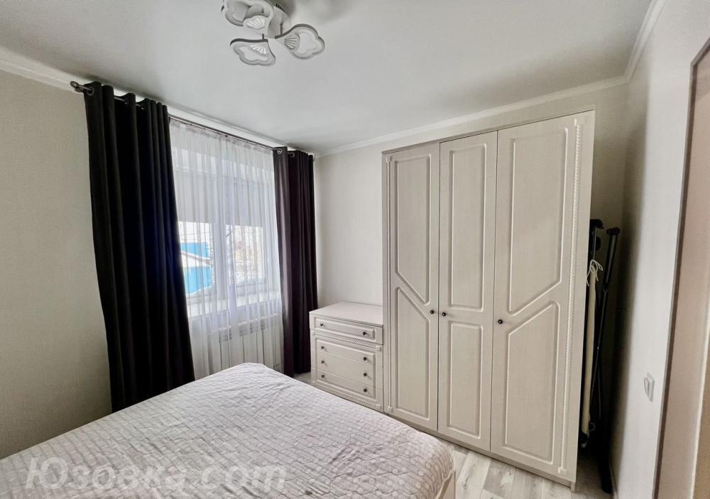 2-комн. квартира, 50м², с мебелью, 5/5 эт., ДОНЕЦК