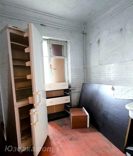 2-комн. квартира, 54 м², вторичка, 3/3 эт., ДОНЕЦК
