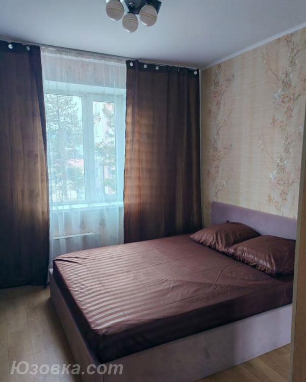 2-комн. квартира, 49м², с мебелью, 4/9 эт., ДОНЕЦК