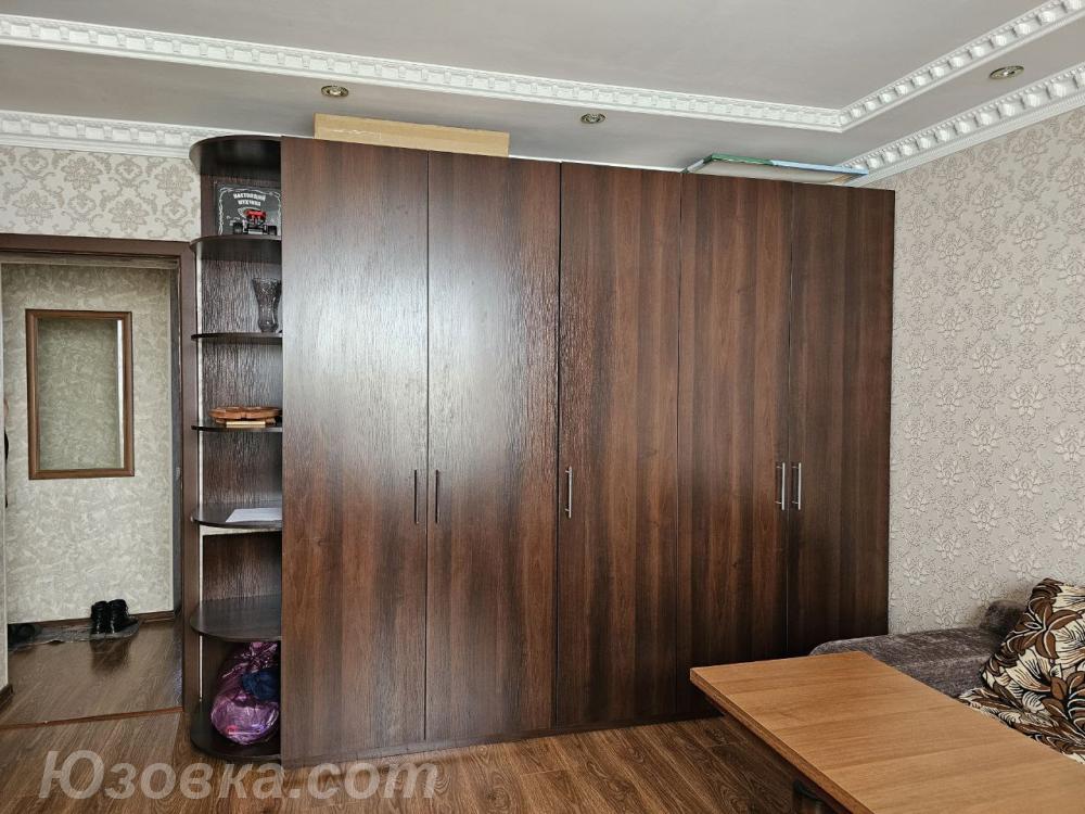 2-комн. квартира, 46 м², вторичка, 2/2 эт., Макеевка
