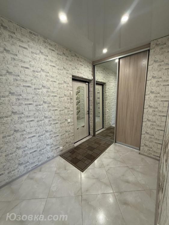 2-комн. квартира, 54м², с мебелью, 6/9 эт., ДОНЕЦК