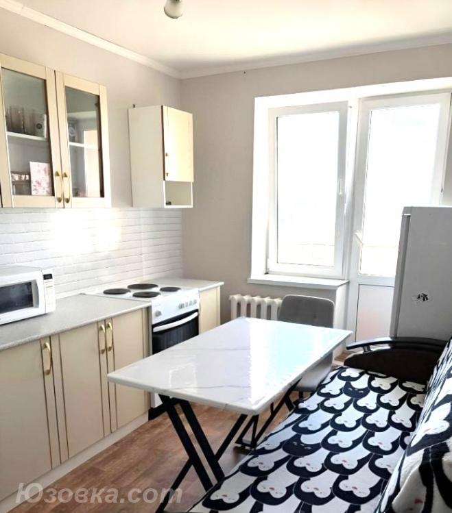 1-комн. квартира, 36м², с мебелью, 5/9 эт., ДОНЕЦК