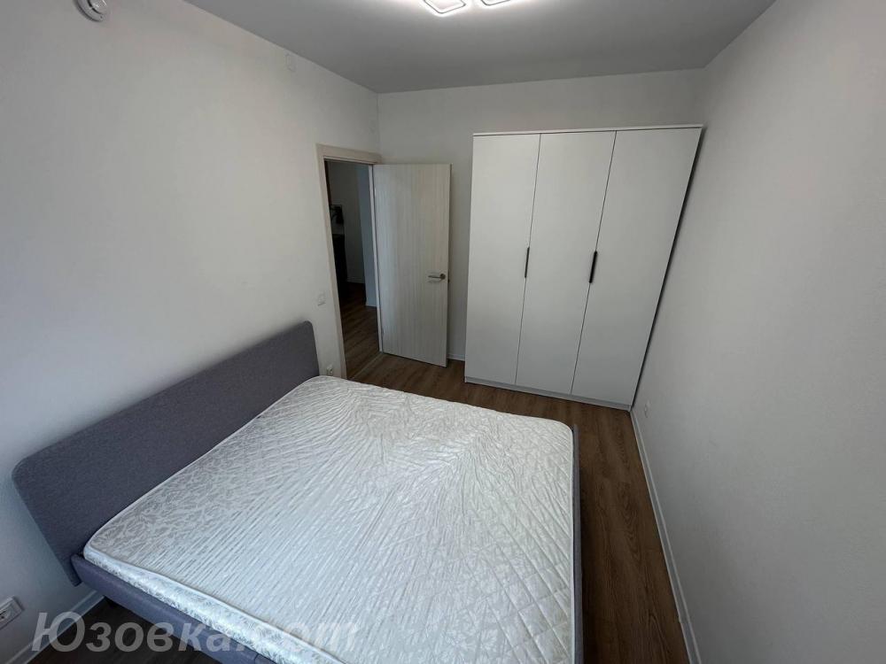 студия квартира, 38м², с мебелью, 4/5 эт., ДОНЕЦК