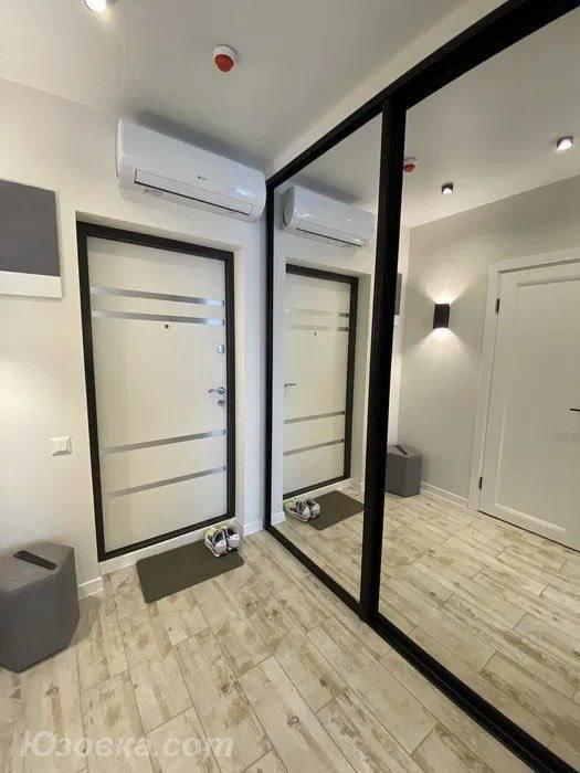 1-комн. квартира, 42м², с мебелью, 2/9 эт.