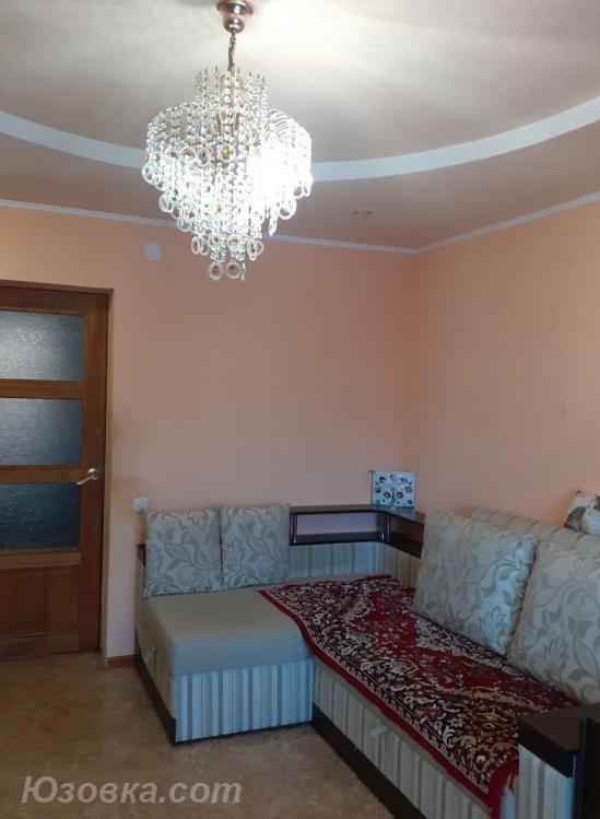 2-комн. квартира, 47 м², вторичка, 2/2 эт.