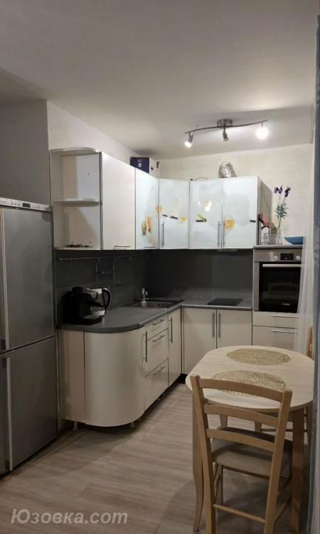 2-комн. квартира, 45м², с мебелью, 3/9 эт., ДОНЕЦК