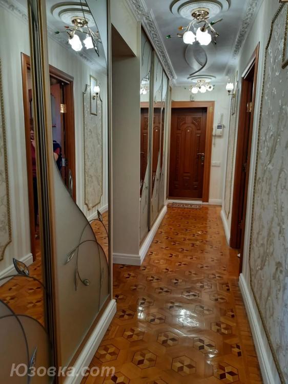 4-комн. квартира, 84 м², вторичка, 2/9 эт., ДОНЕЦК