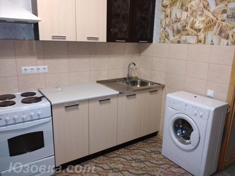 1-комн. квартира, 35м², с мебелью, 1/1 эт., ДОНЕЦК