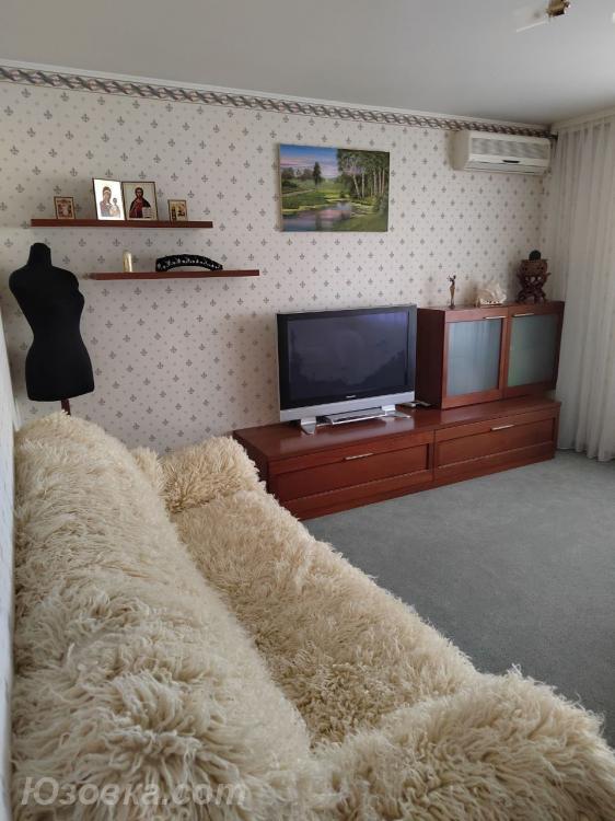 3-комн. квартира, 88м², с мебелью, 9/10 эт., ДОНЕЦК