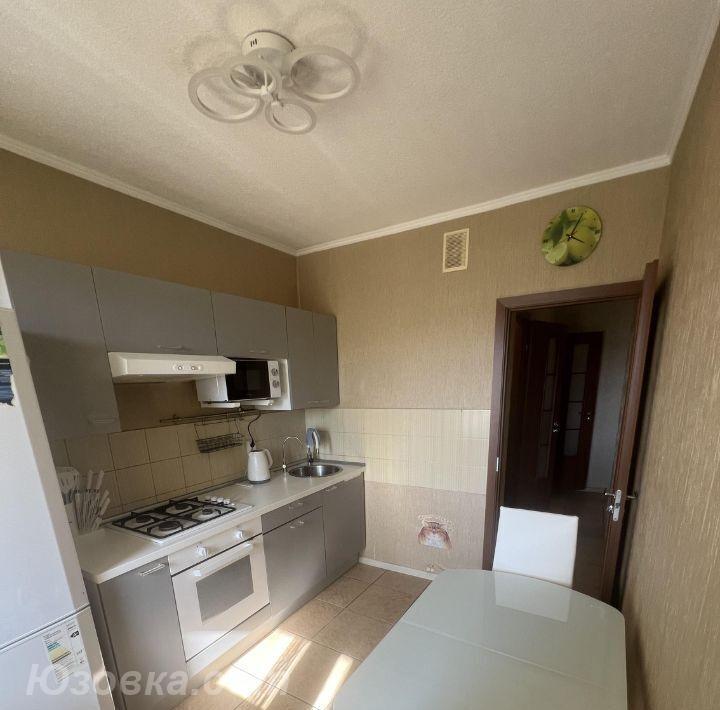 1-комн. квартира, 35м², с мебелью, 3/5 эт., Макеевка