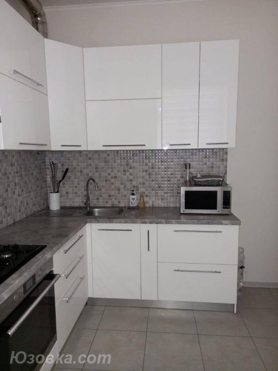 3-комн. квартира, 70м², с мебелью, 3/9 эт.