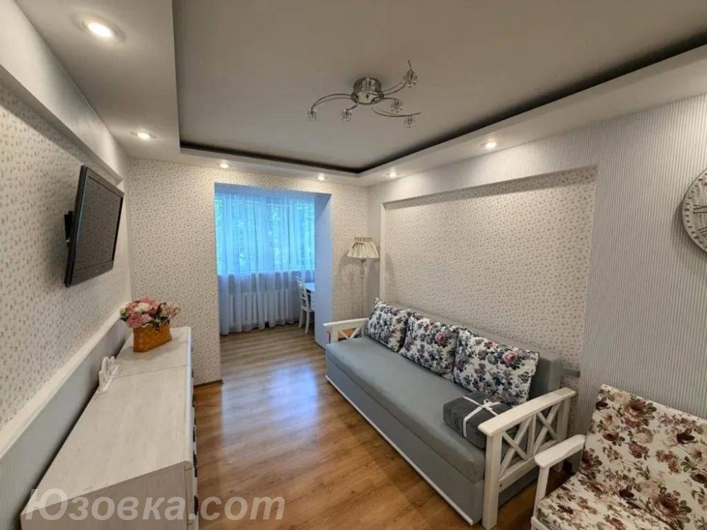 2-комн. квартира, 76м², с мебелью, 3/5 эт., ДОНЕЦК