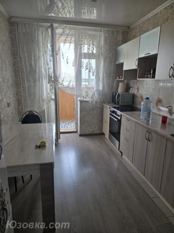 2-комн. квартира, 48м², с мебелью, 4/5 эт., ДОНЕЦК