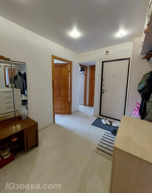 3-комн. квартира, 62м², с мебелью, 5/9 эт., ДОНЕЦК