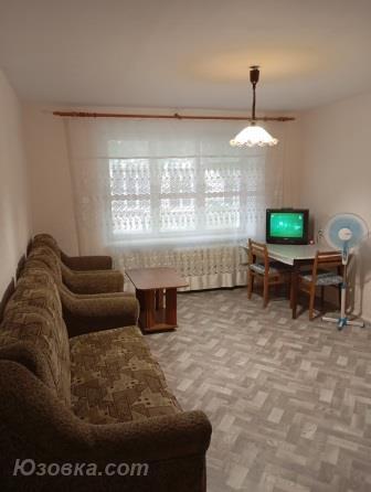 1-комн. квартира, 30м², с мебелью, 1/9