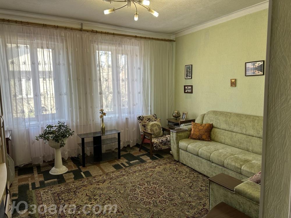 2-комн. квартира, 40 м², вторичка, 2/2 эт., ДОНЕЦК