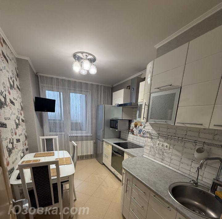 2-комн. квартира, 52м², с мебелью, 6/9 эт., ДОНЕЦК