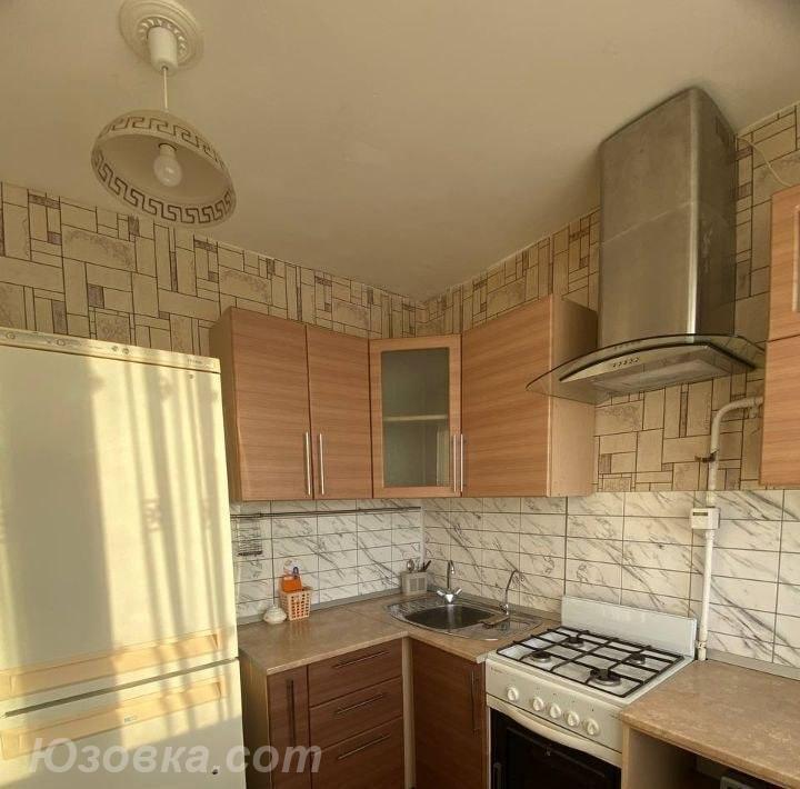2-комн. квартира, 42м², с мебелью, 4/5 эт., ДОНЕЦК