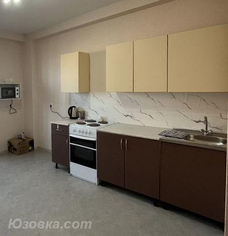 2-комн. квартира, 46м², с мебелью, 3/9 эт., ДОНЕЦК