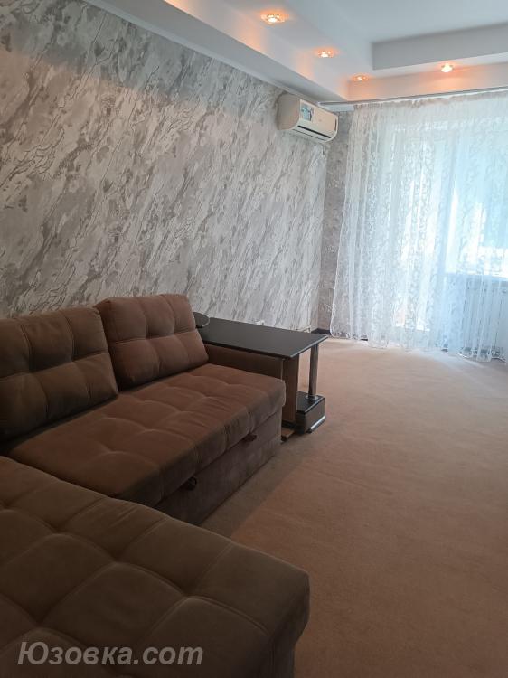 2-комн. квартира, 55м², с мебелью, 2/9 эт., Макеевка