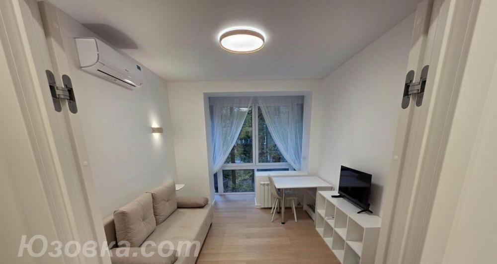 2-комн. квартира, 42м², с мебелью, 2/9 эт., ДОНЕЦК