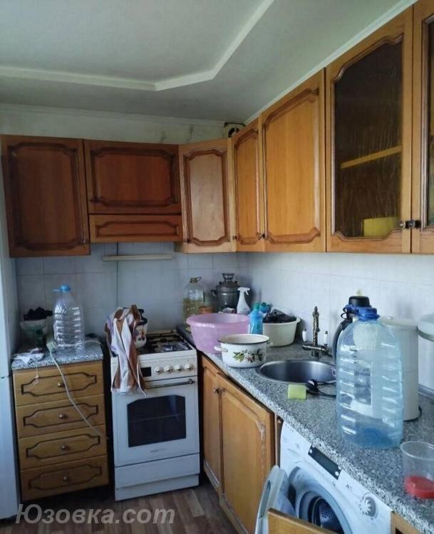 3-комн. квартира, 75 м², вторичка, 2/8 эт.