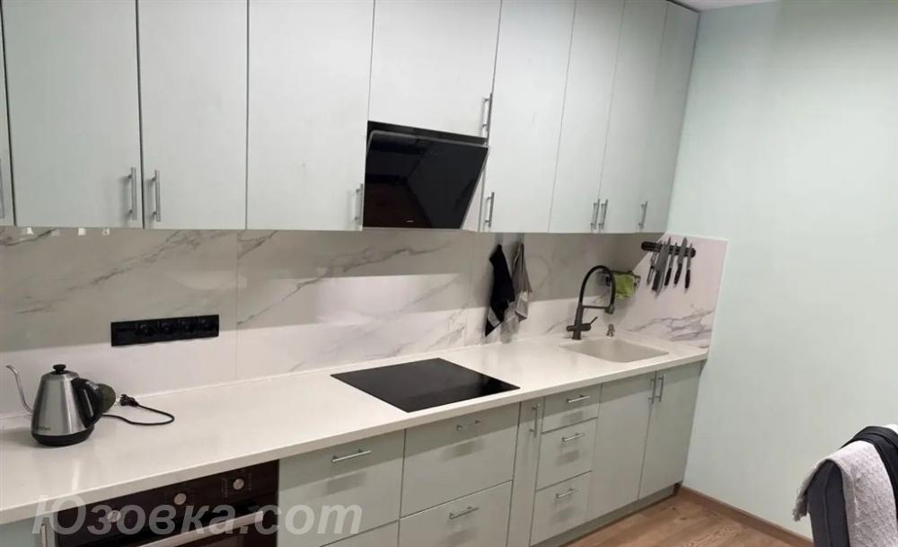 3-комн. квартира, 72м², с мебелью, 9/9 эт., ДОНЕЦК