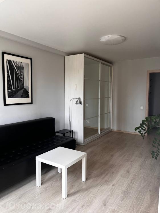 2-комн. квартира, 51м², с мебелью, 3/9 эт., ДОНЕЦК