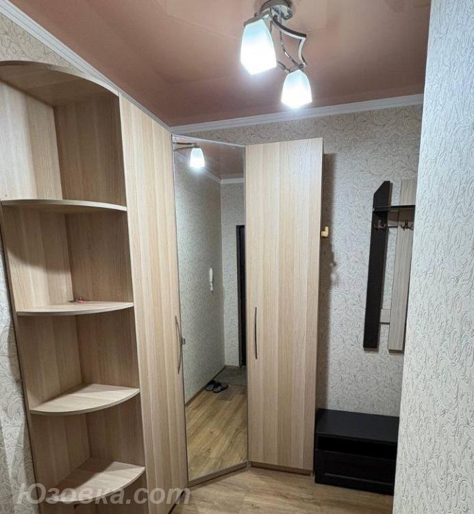 1-комн. квартира, 42м², с мебелью, 4/9 эт., ДОНЕЦК