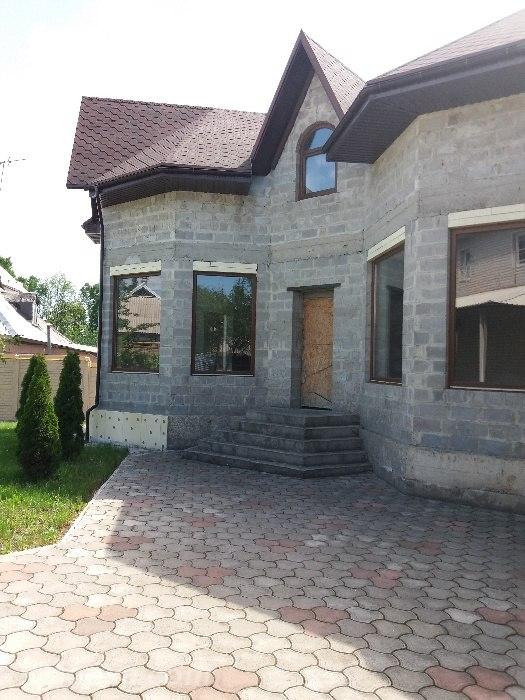 Дом , 220 м², на участке 6,5 сот., ДОНЕЦК