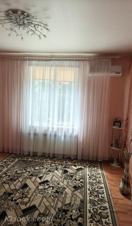 3-комн. квартира, 70 м², вторичка, 2/2 эт., Шахтерск