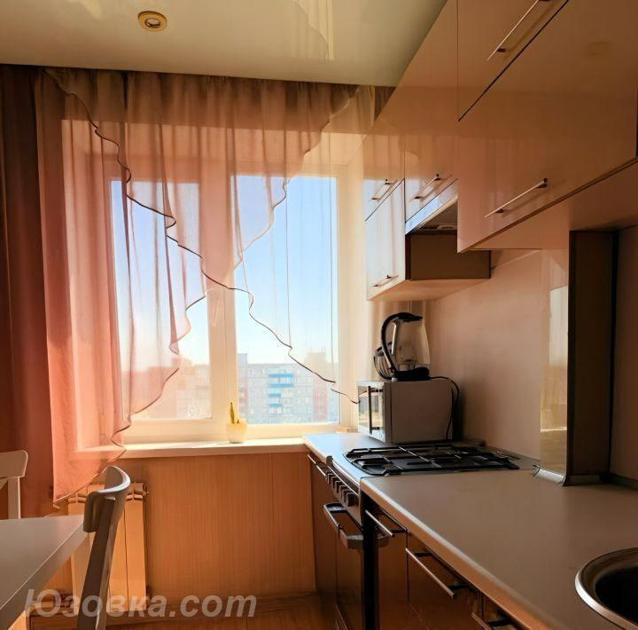 2-комн. квартира, 46м², с мебелью, 3/9 эт., ДОНЕЦК