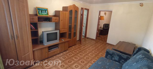 2-комн. квартира, 40м², с мебелью, 4/9 эт., ДОНЕЦК