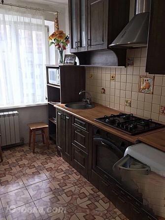 2-комн. квартира, 49 м², вторичка, 9/9 эт., ДОНЕЦК