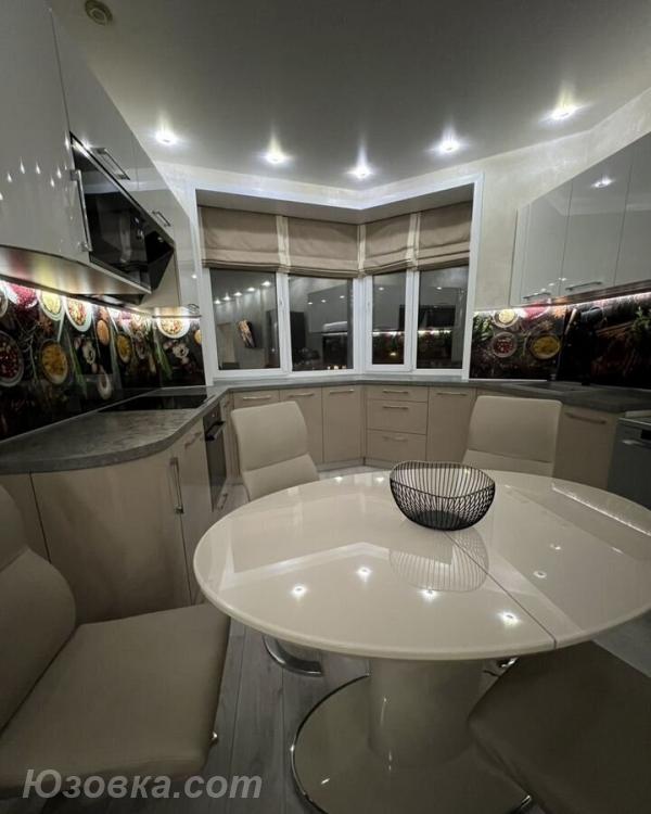 2-комн. квартира, 52м², с мебелью, 3/9 эт.