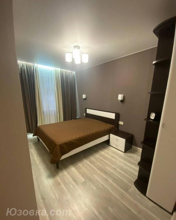 2-комн. квартира, 56м², с мебелью, 2/9 эт., ДОНЕЦК