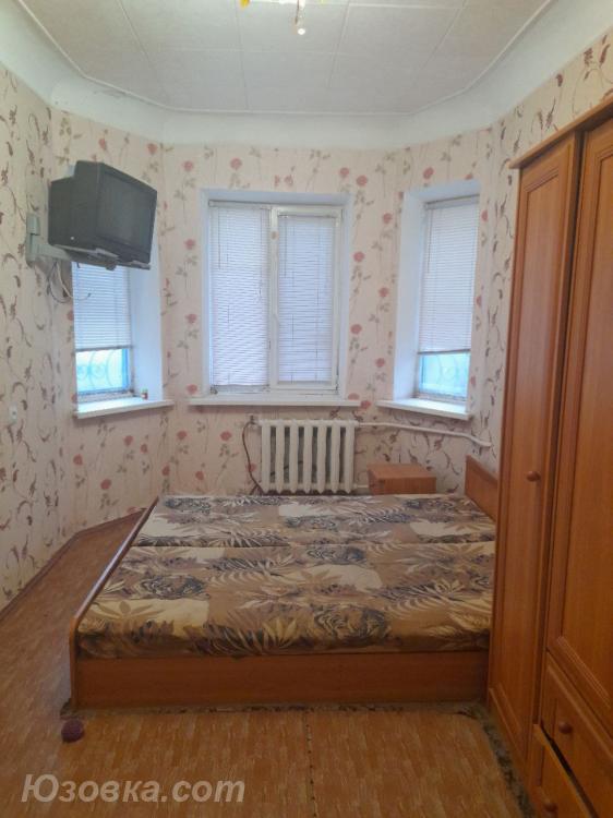 2-комн. квартира, 52м², с мебелью, 1/2 эт., ДОНЕЦК
