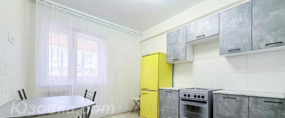 2-комн. квартира, 32м², с мебелью, 5/10 эт., ДОНЕЦК