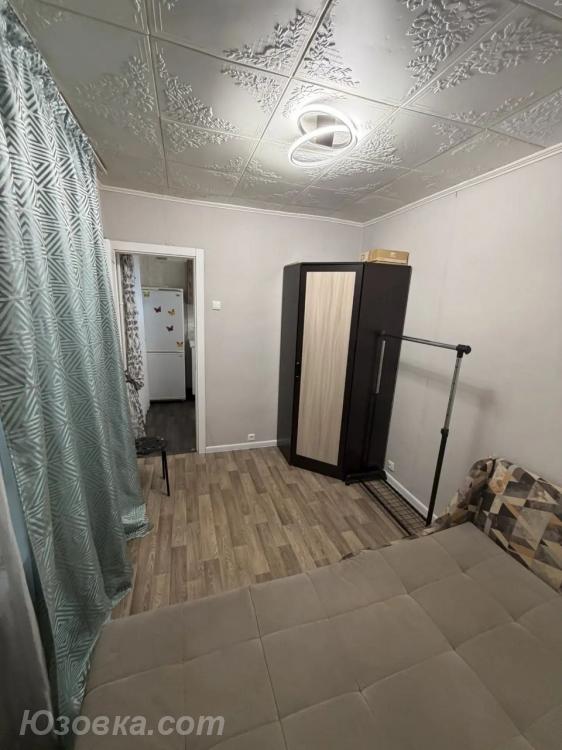 1-комн. квартира, 42м², с мебелью, 2/5 эт., ДОНЕЦК