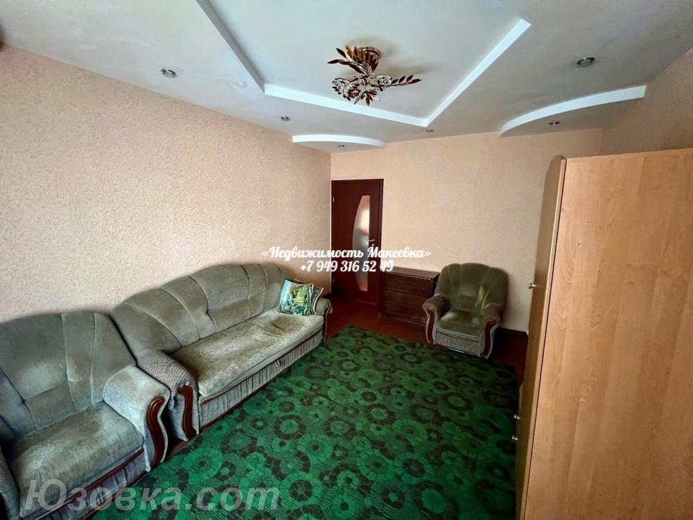 2-комн. квартира, 46 м², вторичка, 1/2 эт., Макеевка