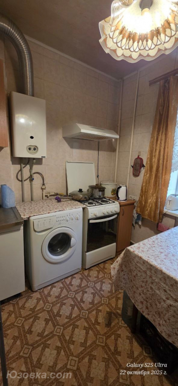 3-комн. квартира, 65 м², вторичка, 2/3 эт., ДОНЕЦК