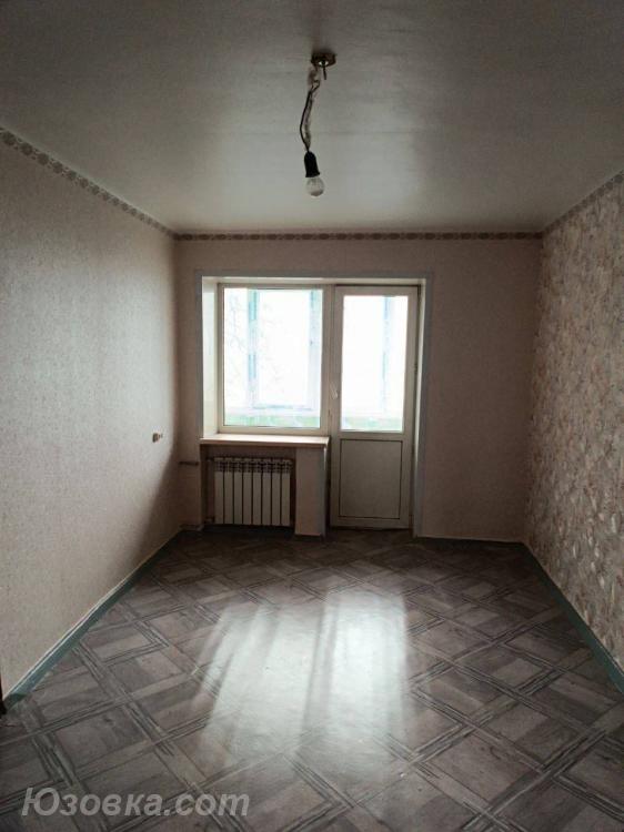 1-комн. квартира, 30 м², вторичка, 3/3 эт., ДОНЕЦК